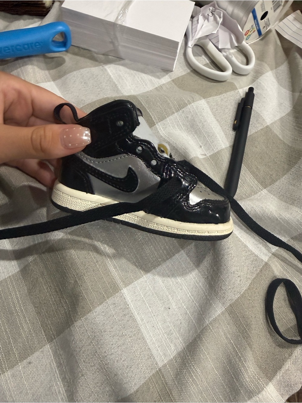 Nike Toddler High-Top Jordans Sneakers in Black & Silver - Picture 9 of 11